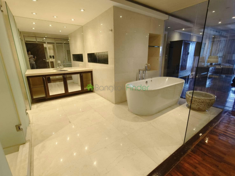 Silom, Bangkok, Thailand, 2 Bedrooms Bedrooms, ,2 BathroomsBathrooms,Condo,For Rent,State Tower,7491