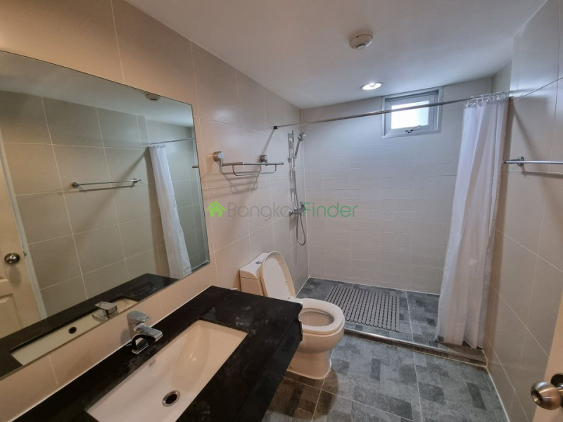 Rama 9, Bangkok, Thailand, 2 Bedrooms Bedrooms, ,1 BathroomBathrooms,Condo,For Rent,Belle Grand Rama 9,7492