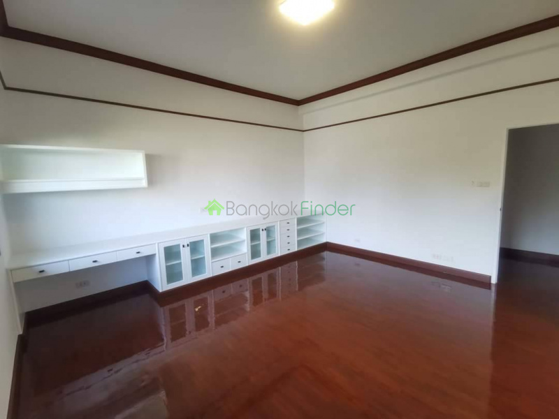 Sukhumvit, Ekamai, Thailand, 3 Bedrooms Bedrooms, ,4 BathroomsBathrooms,Apartment,For Rent,Anna Villa,Sukhumvit,7495