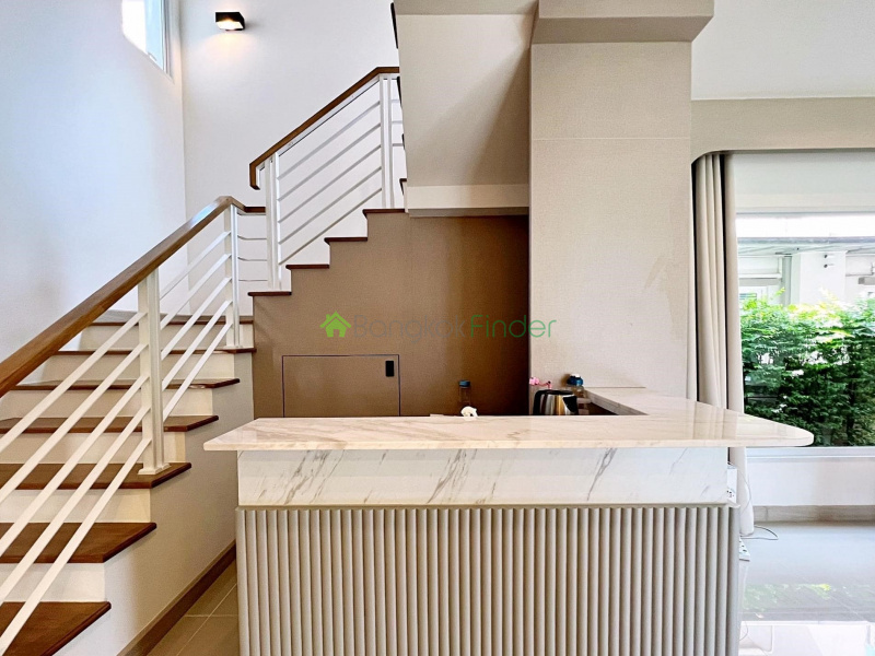 Chaeng Wattana, Bangkok, Thailand, 4 Bedrooms Bedrooms, ,5 BathroomsBathrooms,House,For Sale,7500