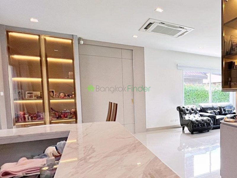 Chaeng Wattana, Bangkok, Thailand, 4 Bedrooms Bedrooms, ,5 BathroomsBathrooms,House,For Sale,7500