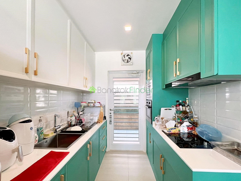 Chaeng Wattana, Bangkok, Thailand, 4 Bedrooms Bedrooms, ,5 BathroomsBathrooms,House,For Sale,7500