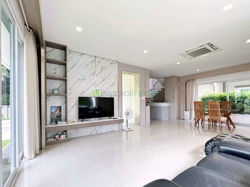 Chaeng Wattana, Bangkok, Thailand, 4 Bedrooms Bedrooms, ,5 BathroomsBathrooms,House,For Sale,7500