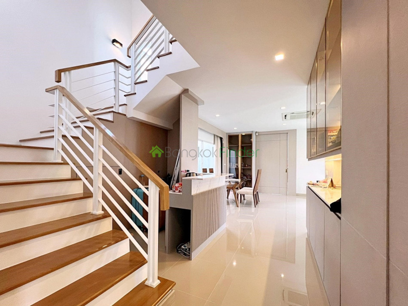 Chaeng Wattana, Bangkok, Thailand, 4 Bedrooms Bedrooms, ,5 BathroomsBathrooms,House,For Sale,7500