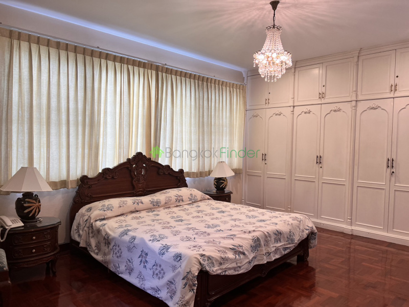 Thonglor, Bangkok, Thailand, 4 Bedrooms Bedrooms, ,5 BathroomsBathrooms,Town House,For Rent,7501