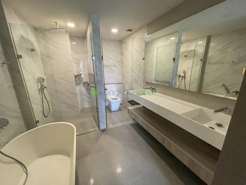 Asoke, Bangkok, Thailand, 2 Bedrooms Bedrooms, ,2 BathroomsBathrooms,Condo,For Rent,Fynn,7505