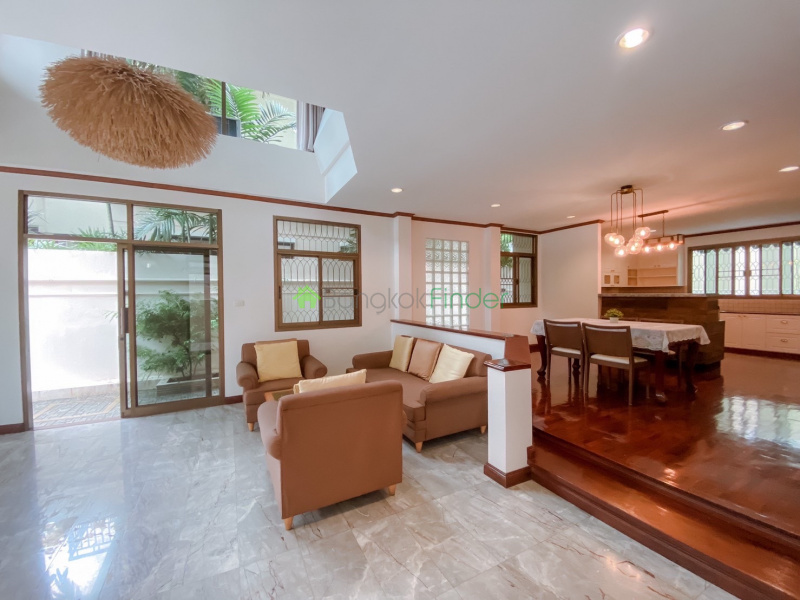 4 Sukhumvit, Nana, Thailand, 4 Bedrooms Bedrooms, ,4 BathroomsBathrooms,House,For Rent,Sukhumvit,7531