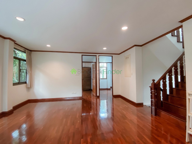 4 Sukhumvit, Nana, Thailand, 4 Bedrooms Bedrooms, ,4 BathroomsBathrooms,House,For Rent,Sukhumvit,7531