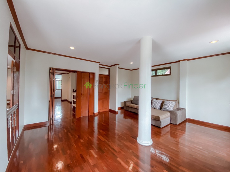 4 Sukhumvit, Nana, Thailand, 4 Bedrooms Bedrooms, ,4 BathroomsBathrooms,House,For Rent,Sukhumvit,7531