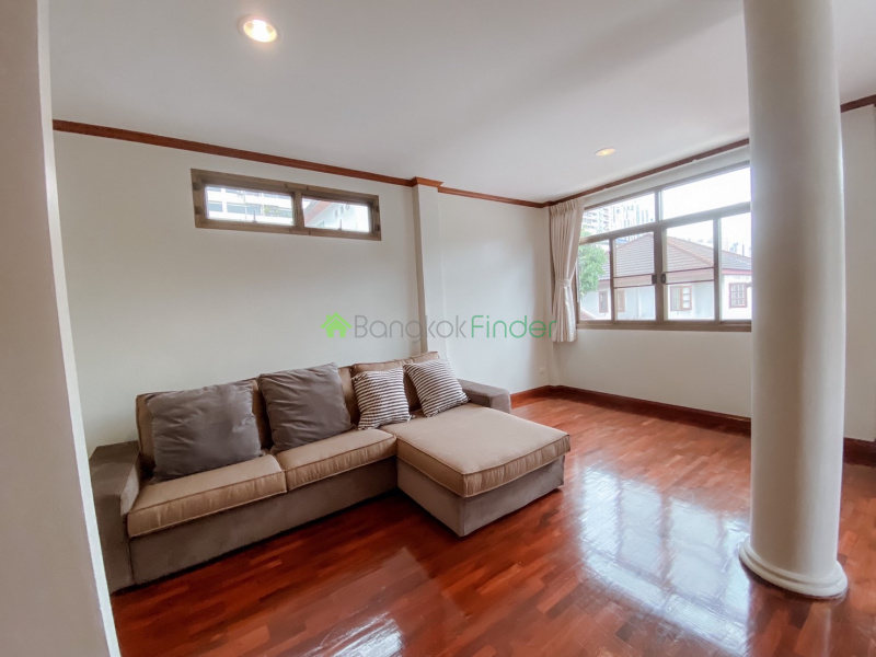 4 Sukhumvit, Nana, Thailand, 4 Bedrooms Bedrooms, ,4 BathroomsBathrooms,House,For Rent,Sukhumvit,7531