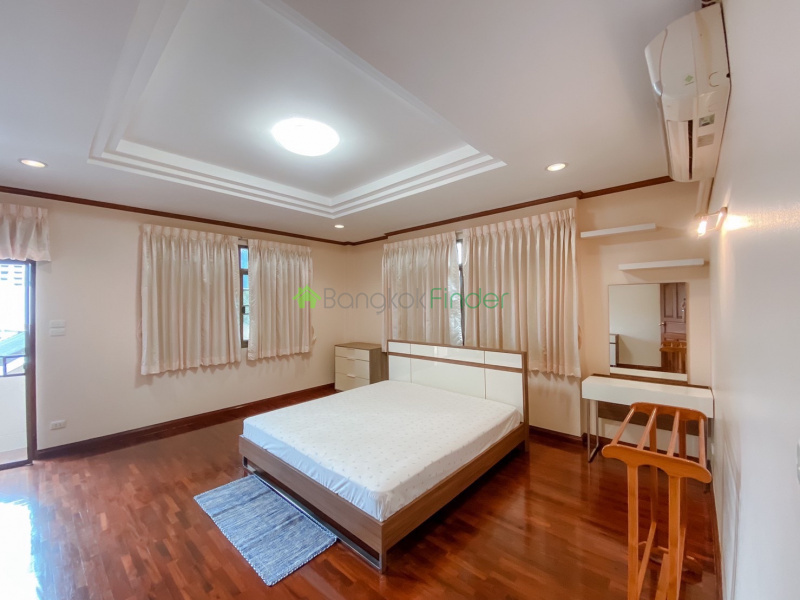 4 Sukhumvit, Nana, Thailand, 4 Bedrooms Bedrooms, ,4 BathroomsBathrooms,House,For Rent,Sukhumvit,7531