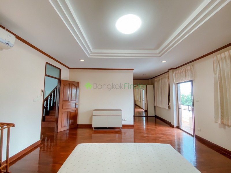 4 Sukhumvit, Nana, Thailand, 4 Bedrooms Bedrooms, ,4 BathroomsBathrooms,House,For Rent,Sukhumvit,7531