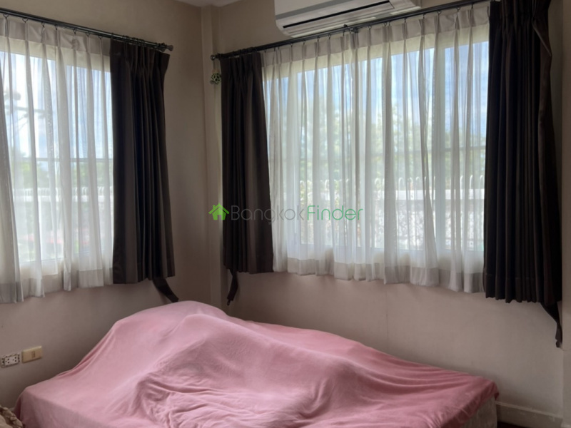 Bangna-Srinakarin, Bangkok, Thailand, 3 Bedrooms Bedrooms, ,3 BathroomsBathrooms,House,For Rent,7543