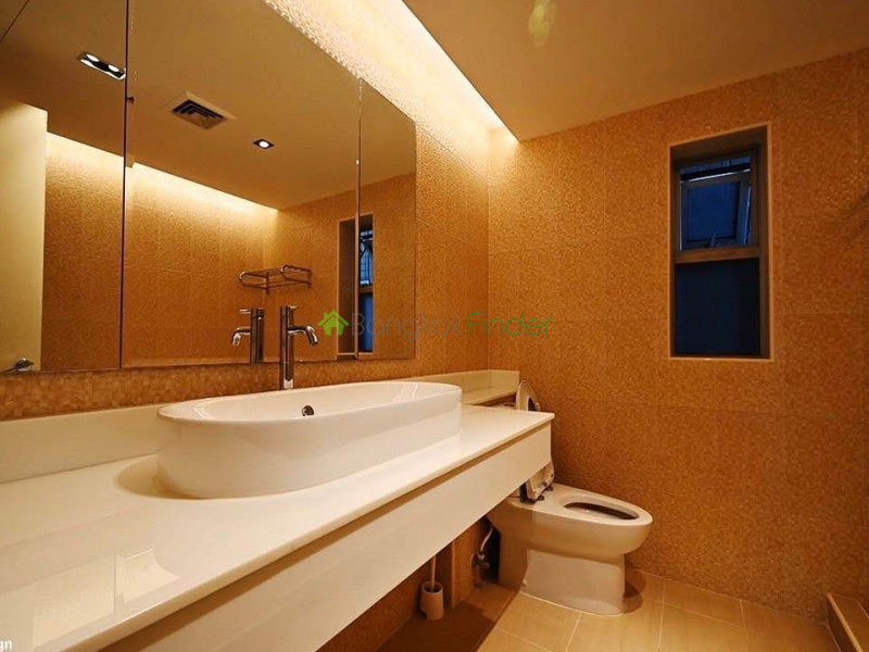 Ploenchit-Chidlom, Ploenchit, Bangkok, Thailand, 3 Bedrooms Bedrooms, ,3 BathroomsBathrooms,Condo,For Rent,All Seasons Mansion,Ploenchit-Chidlom,7562