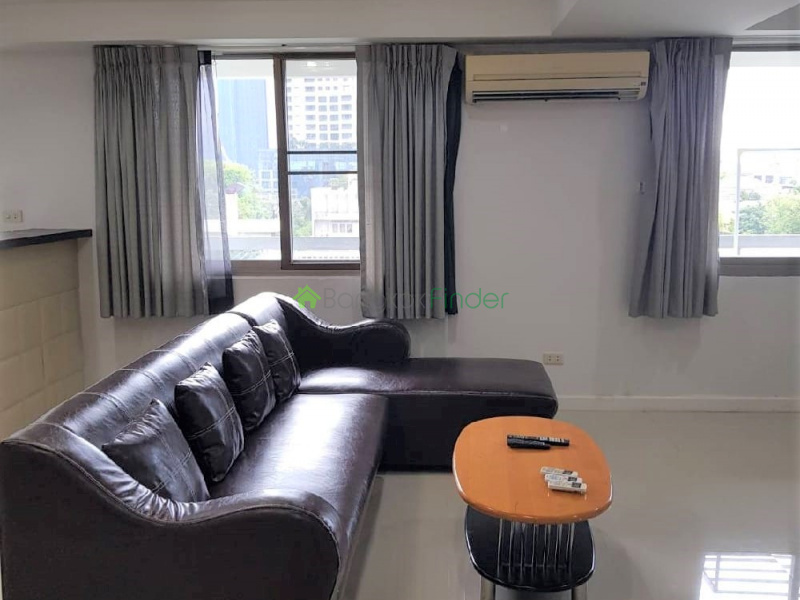 Phromphong, Bangkok, Thailand, 3 Bedrooms Bedrooms, ,3 BathroomsBathrooms,Condo,For Rent,Royal Castle,7567