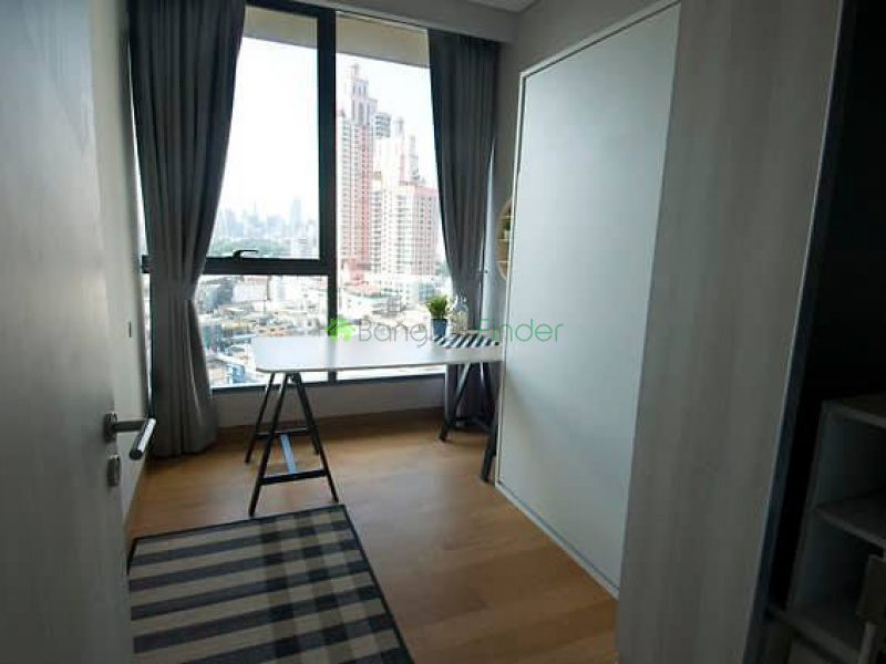 Phromphong, Bangkok, Thailand, 2 Bedrooms Bedrooms, ,2 BathroomsBathrooms,Condo,For Sale,Lumpini 24,7570