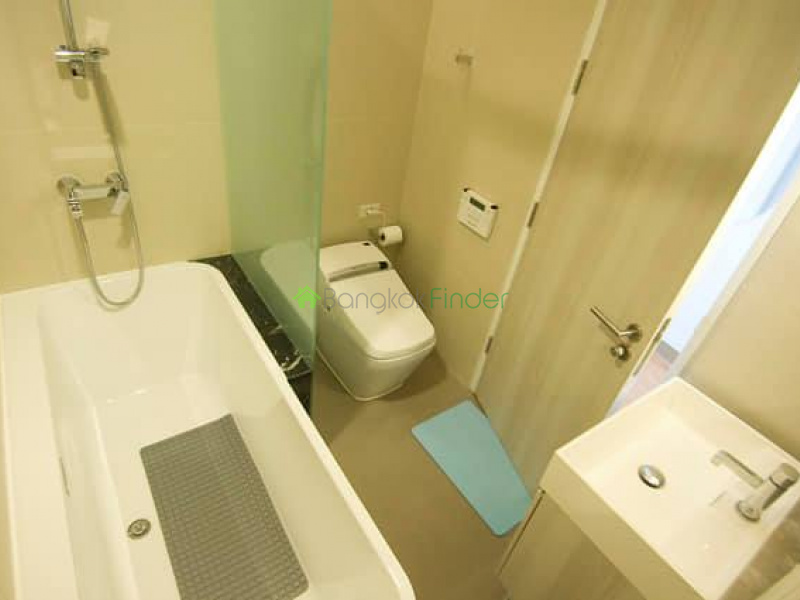 Phromphong, Bangkok, Thailand, 2 Bedrooms Bedrooms, ,2 BathroomsBathrooms,Condo,For Sale,Lumpini 24,7570