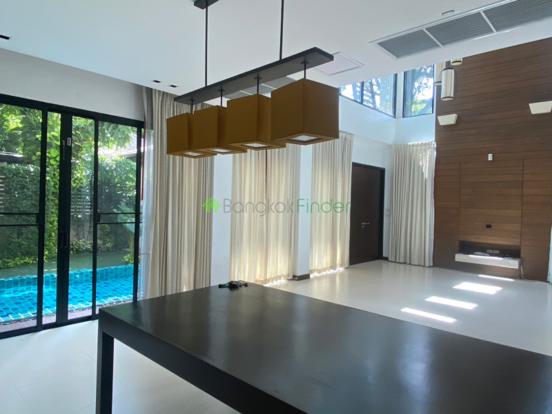 Thonglor, Bangkok, Thailand, 3 Bedrooms Bedrooms, ,4 BathroomsBathrooms,House,For Rent,7572