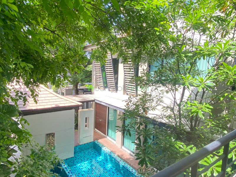 Thonglor, Bangkok, Thailand, 3 Bedrooms Bedrooms, ,4 BathroomsBathrooms,House,For Rent,7572