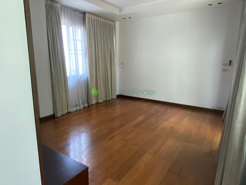 Thonglor, Bangkok, Thailand, 3 Bedrooms Bedrooms, ,4 BathroomsBathrooms,House,For Rent,7572