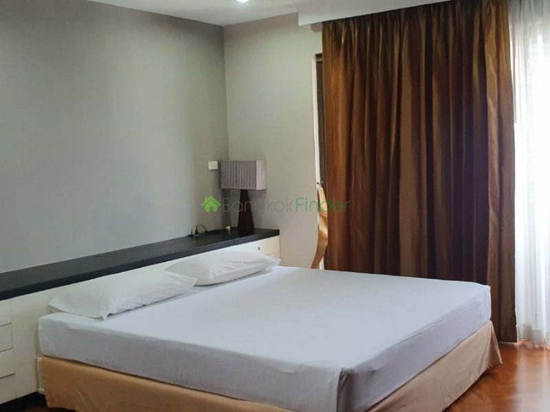 39 Sukhumvit, Phrom Phong, Thailand, 2 Bedrooms Bedrooms, ,2 BathroomsBathrooms,Condo,For Rent,Baan Suanpetch,Sukhumvit,7574