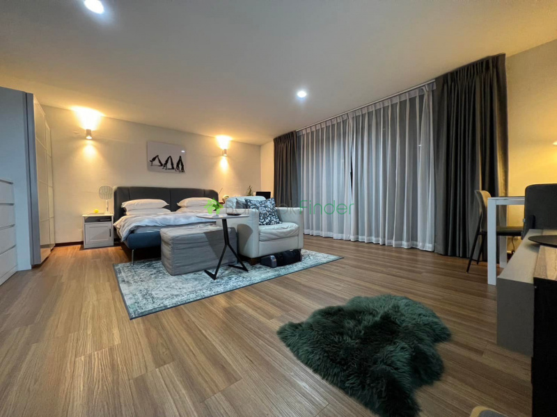 Pattanakarn, Bangkok, Thailand, 4 Bedrooms Bedrooms, ,6 BathroomsBathrooms,House,For Rent,7576