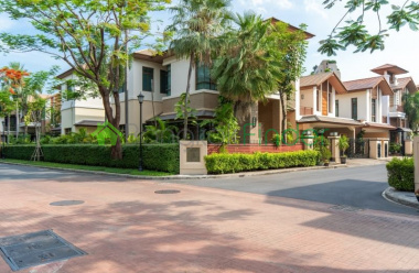 Phrakanong, Bangkok, Thailand, 4 Bedrooms Bedrooms, ,5 BathroomsBathrooms,House,For Rent,7579 Phrakanong, Bangkok, Thailand, 4 Bedrooms Bedrooms, ,5 BathroomsBathrooms,House,For Rent,7579