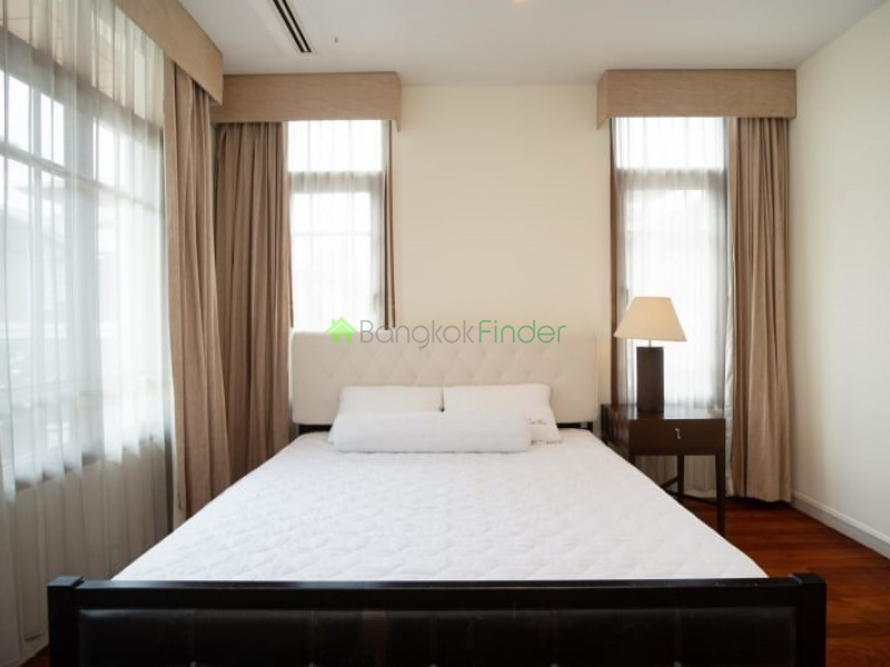 Phrakanong, Bangkok, Thailand, 4 Bedrooms Bedrooms, ,5 BathroomsBathrooms,House,For Rent,7579