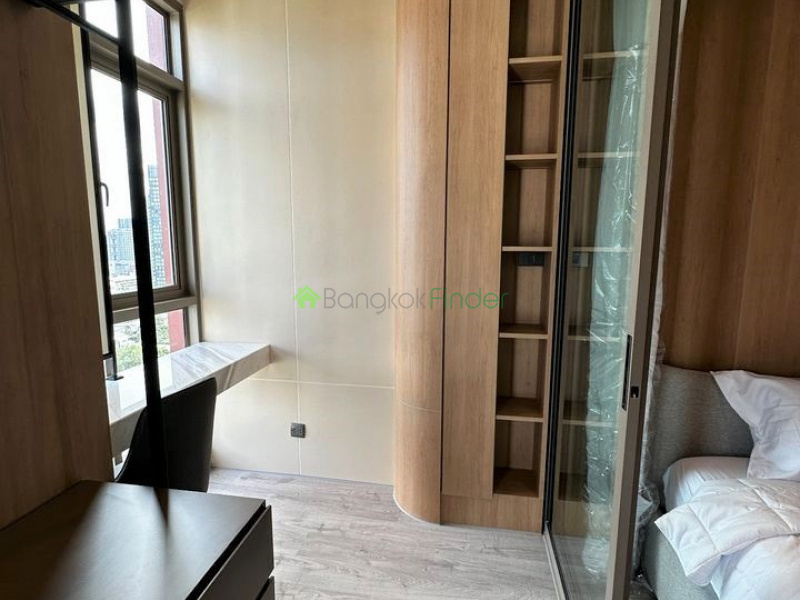 Ekamai, Bangkok, Thailand, 2 Bedrooms Bedrooms, ,1 BathroomBathrooms,Condo,For Rent,Rhythm Ekamai,7580