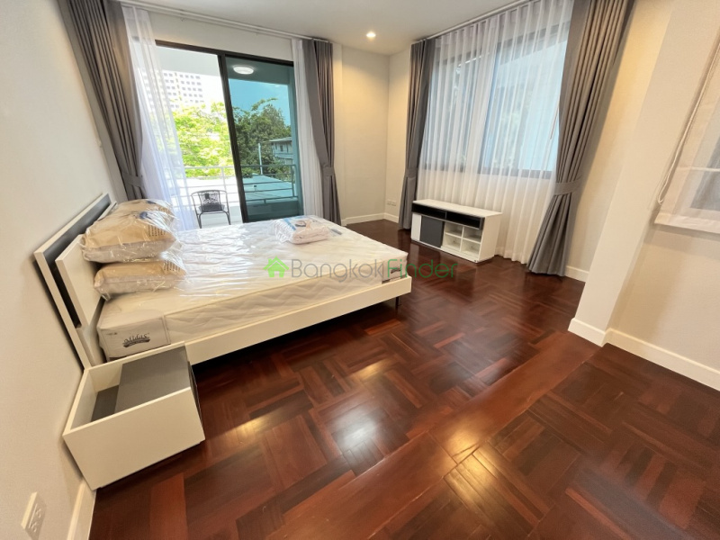Phaholyothin 9, Bangkok, Thailand, 4 Bedrooms Bedrooms, ,4 BathroomsBathrooms,House,For Rent,7593