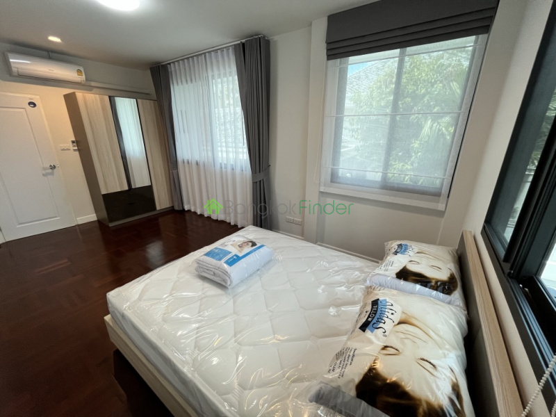 Phaholyothin 9, Bangkok, Thailand, 4 Bedrooms Bedrooms, ,4 BathroomsBathrooms,House,For Rent,7593