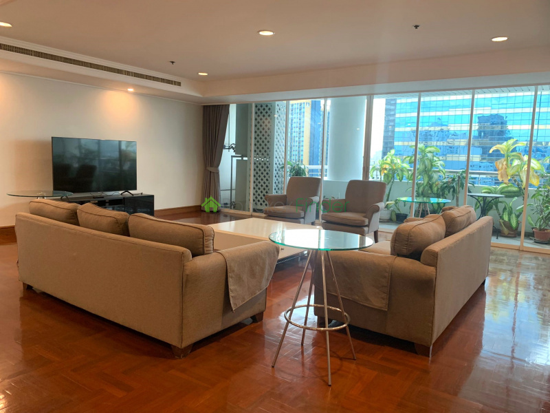 Nana, Bangkok, Thailand, 3 Bedrooms Bedrooms, ,3 BathroomsBathrooms,Condo,For Rent,kalista Mansion,7598