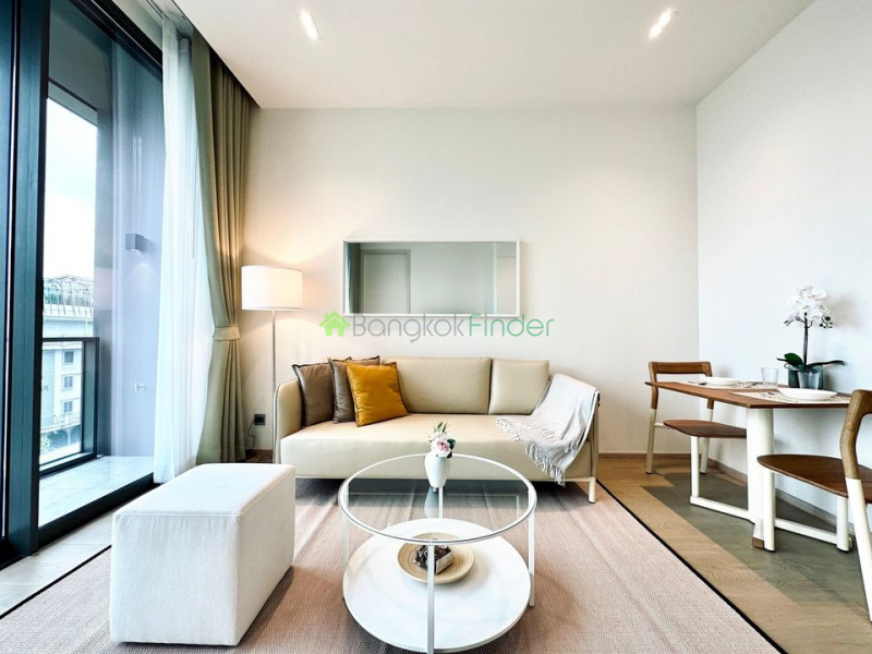 Thonglor, Bangkok, Thailand, 1 Bedroom Bedrooms, ,1 BathroomBathrooms,Condo,For Sale,The Strand,7605