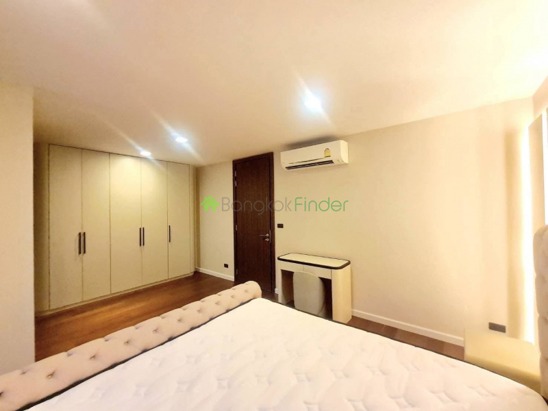 Asoke, Bangkok, Thailand, 4 Bedrooms Bedrooms, 0 ,5 BathroomsBathrooms,House,For Rent,7615