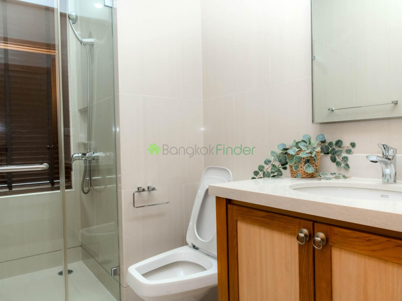 Sukhumvit-Phrom Phong, Phrom Phong, Bangkok, Thailand, 2 Bedrooms Bedrooms, ,3 BathroomsBathrooms,Condo,For Rent,The Emporio Place,Sukhumvit-Phrom Phong,7632