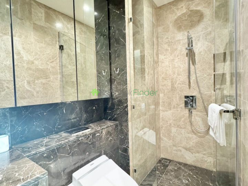 Chidlom, Bangkok, Thailand, 2 Bedrooms Bedrooms, ,2 BathroomsBathrooms,Condo,For Rent,28 Chidlom,7635