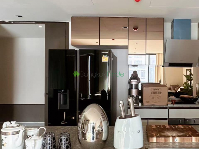 Ekamai, Bangkok, Thailand, 3 Bedrooms Bedrooms, ,3 BathroomsBathrooms,Condo,For Rent,The Reserve Sukhumvit 61,7655