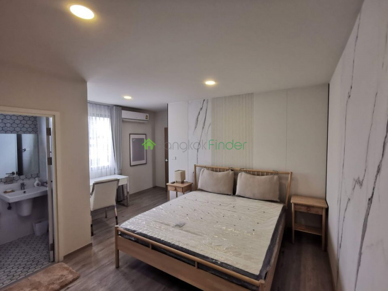 Bangna KM. 7, Bangkok, Thailand, 6 Bedrooms Bedrooms, ,6 BathroomsBathrooms,House,For Rent,7658