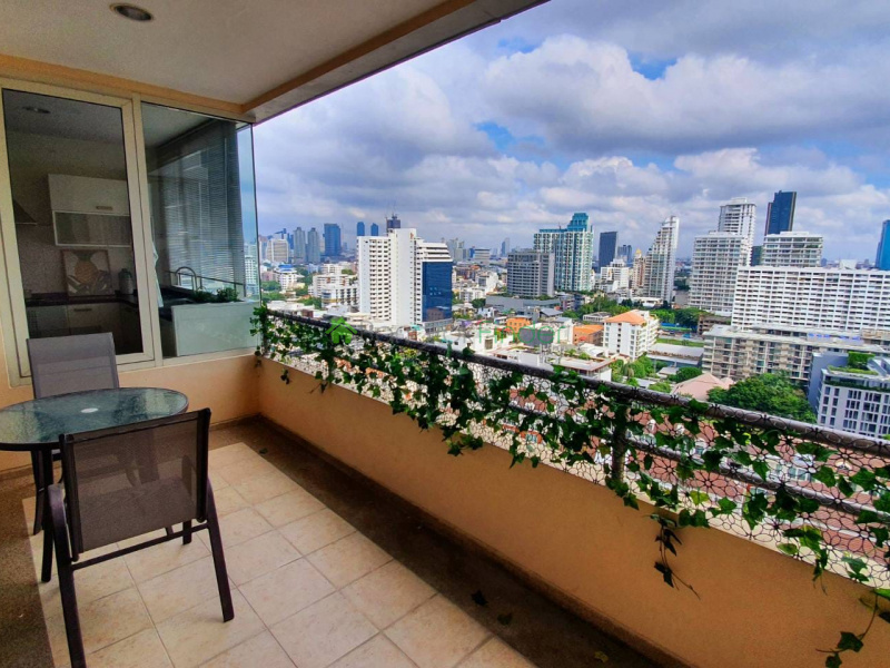 Thonglor, Bangkok, Thailand, 3 Bedrooms Bedrooms, ,3 BathroomsBathrooms,Condo,For Rent,Hamptons,7659