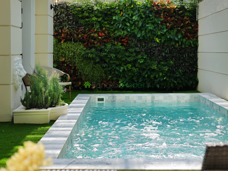 Ekamai, Bangkok, Thailand, 4 Bedrooms Bedrooms, ,5 BathroomsBathrooms,House,For Rent,7660