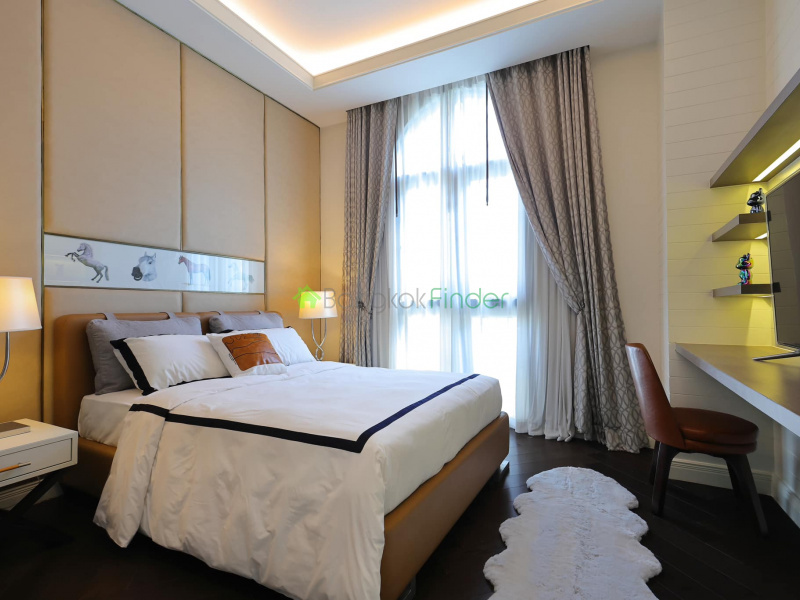 Ekamai, Bangkok, Thailand, 4 Bedrooms Bedrooms, ,5 BathroomsBathrooms,House,For Rent,7660