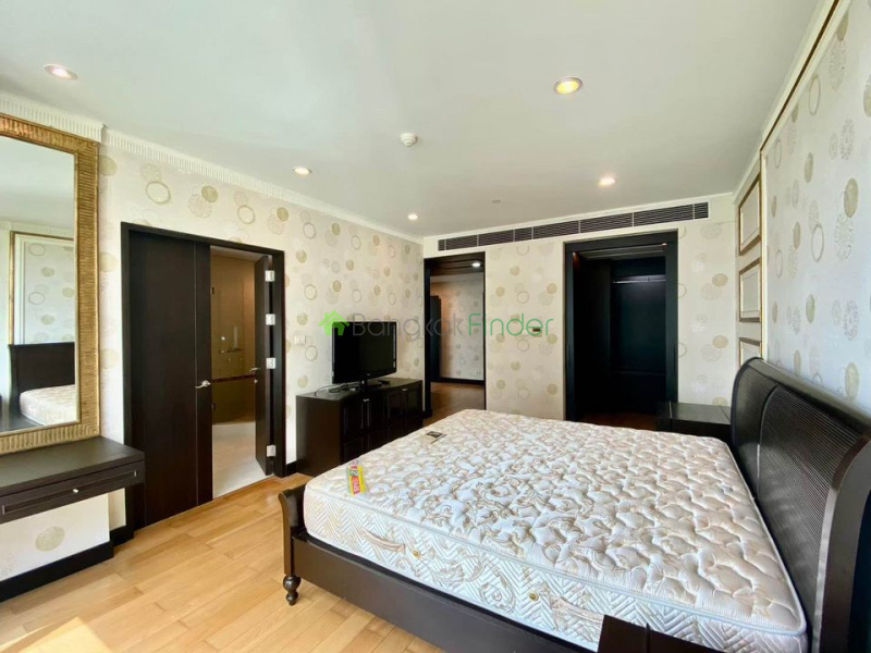 Chidlom, Ploenchit, Bangkok, Thailand, 4 Bedrooms Bedrooms, ,4 BathroomsBathrooms,Condo,For Rent,Park Chidlom,Chidlom,7665
