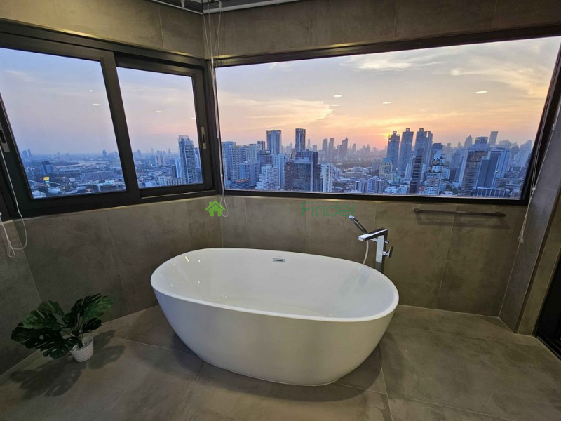 Phrom Phong, Bangkok, Thailand, 3 Bedrooms Bedrooms, ,3 BathroomsBathrooms,Condo,For Rent,Waterford Diamond,7670