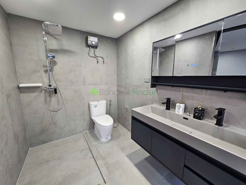 Phrom Phong, Bangkok, Thailand, 3 Bedrooms Bedrooms, ,3 BathroomsBathrooms,Condo,For Rent,Waterford Diamond,7670