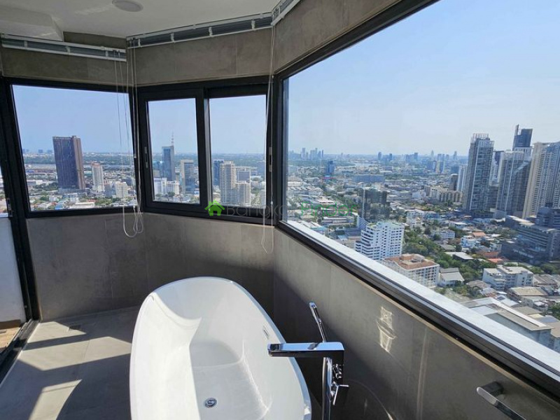 Phrom Phong, Bangkok, Thailand, 3 Bedrooms Bedrooms, ,3 BathroomsBathrooms,Condo,For Rent,Waterford Diamond,7670