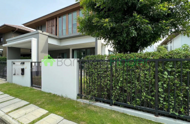 Pattanakarn, Bangkok, Thailand, 4 Bedrooms Bedrooms, ,5 BathroomsBathrooms,House,For Rent,7710 Pattanakarn, Bangkok, Thailand, 4 Bedrooms Bedrooms, ,5 BathroomsBathrooms,House,For Rent,7710