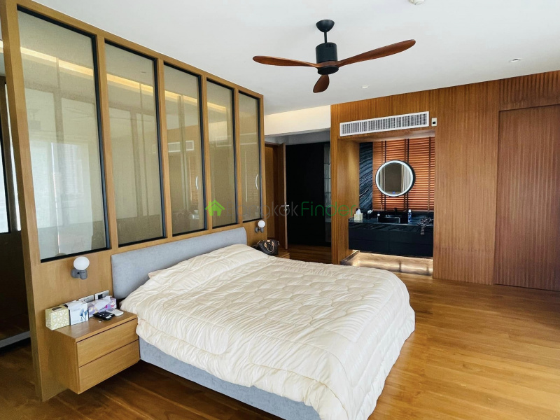 Ekamai, Bangkok, Thailand, 4 Bedrooms Bedrooms, ,5 BathroomsBathrooms,Condo,For Sale,Phatsana Garden,7712