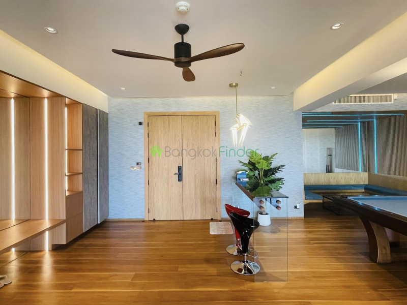 Ekamai, Bangkok, Thailand, 4 Bedrooms Bedrooms, ,5 BathroomsBathrooms,Condo,For Sale,Phatsana Garden,7712