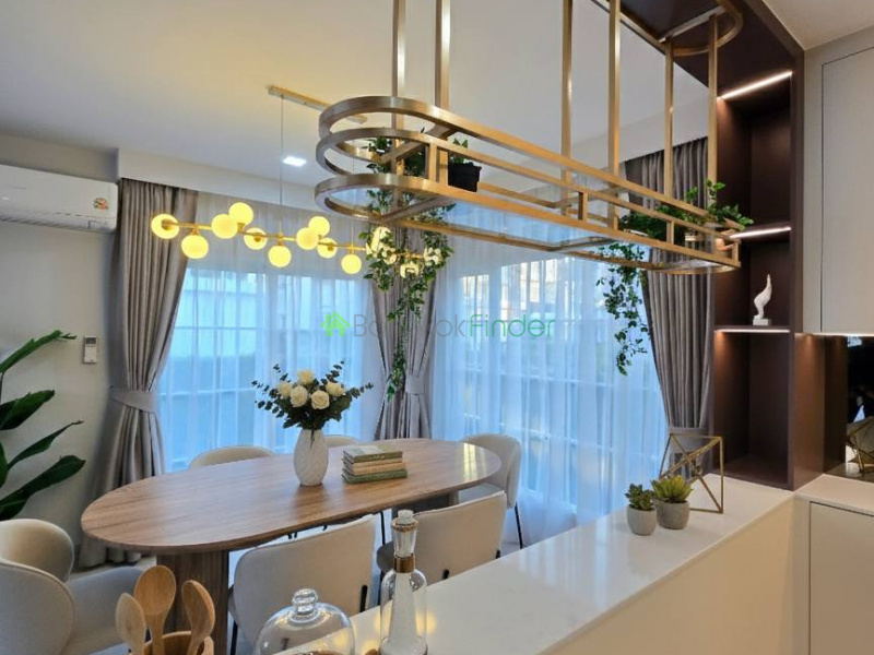 Bangna Km. 5, Bangkok, Thailand, 4 Bedrooms Bedrooms, 0 ,4 BathroomsBathrooms,House,For Rent,7740