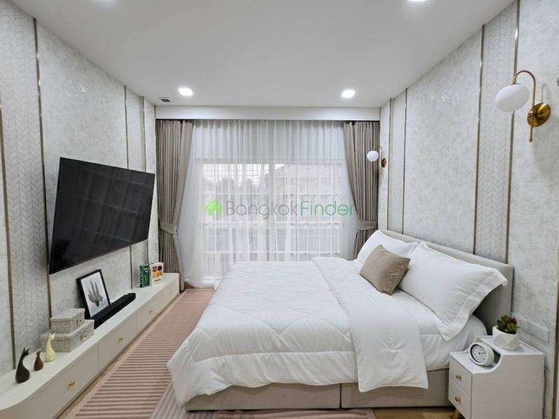 Bangna Km. 5, Bangkok, Thailand, 4 Bedrooms Bedrooms, 0 ,4 BathroomsBathrooms,House,For Rent,7740